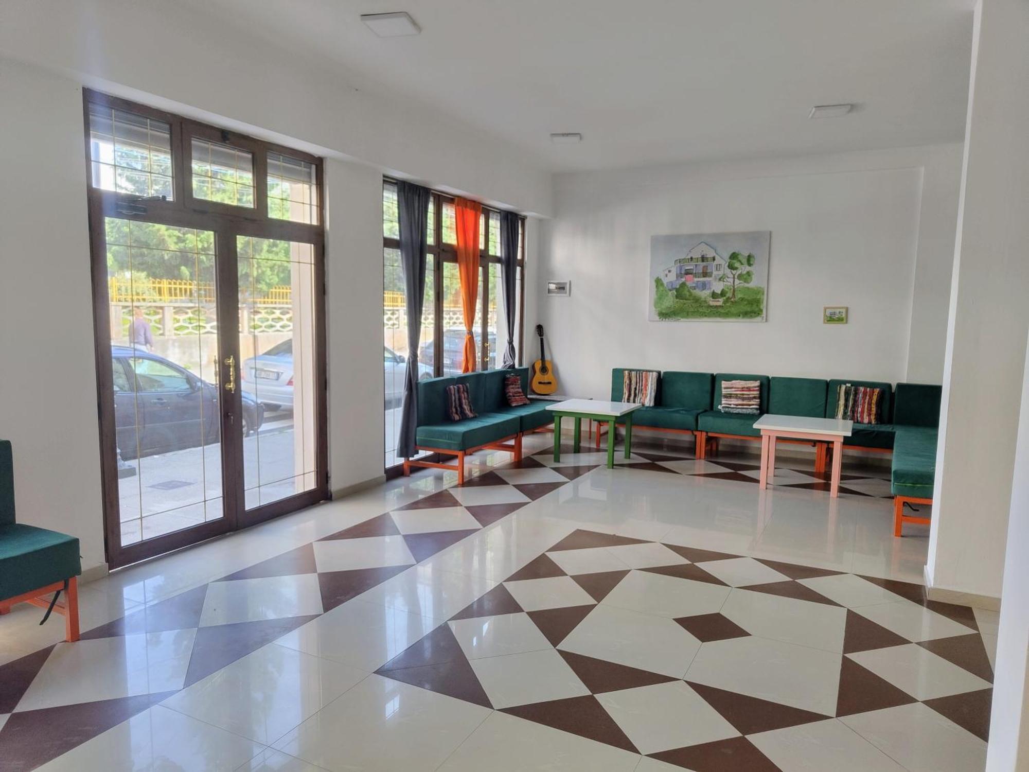 Tias Hostel Shkodër Exteriér fotografie