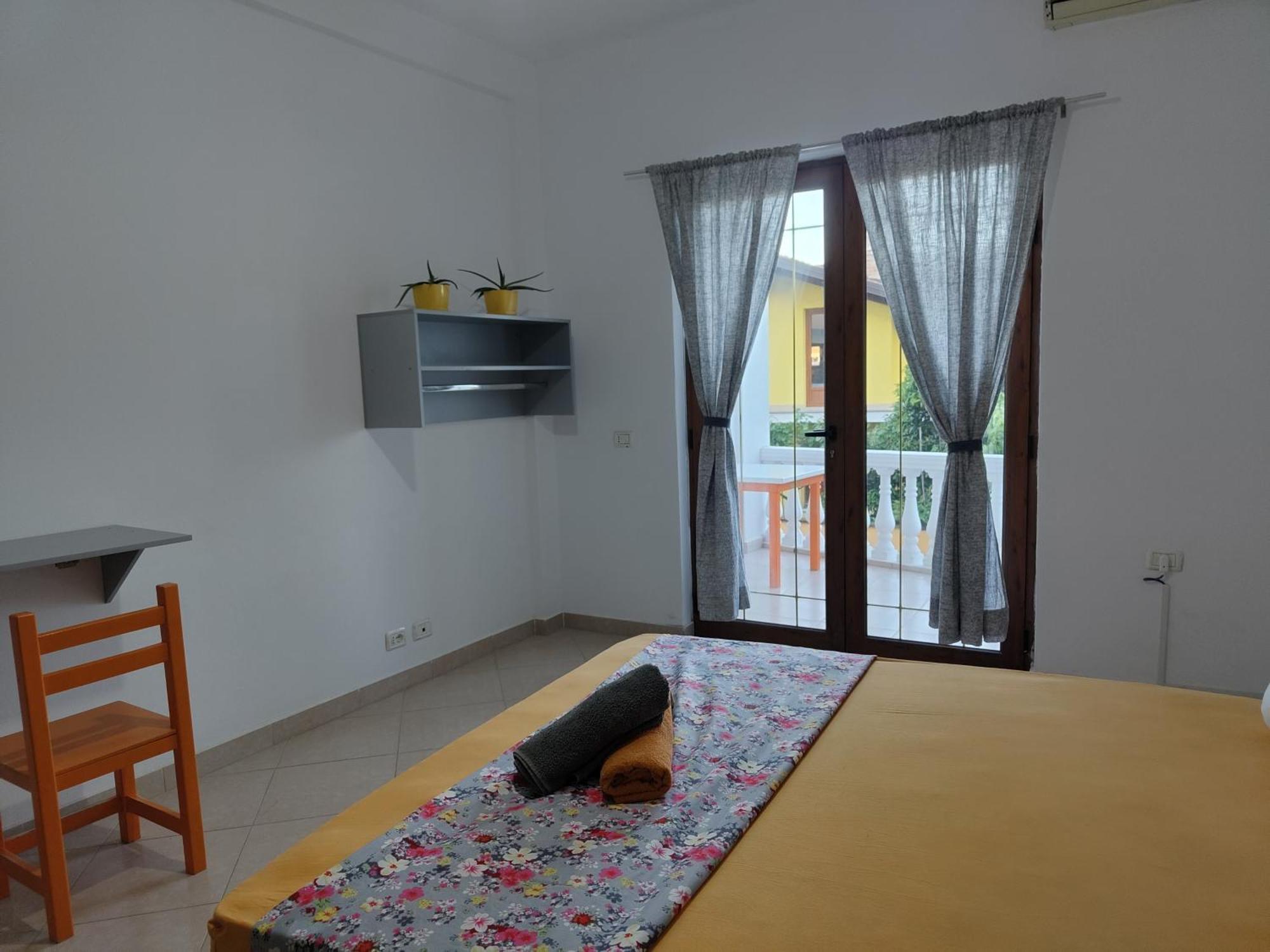 Tias Hostel Shkodër Exteriér fotografie
