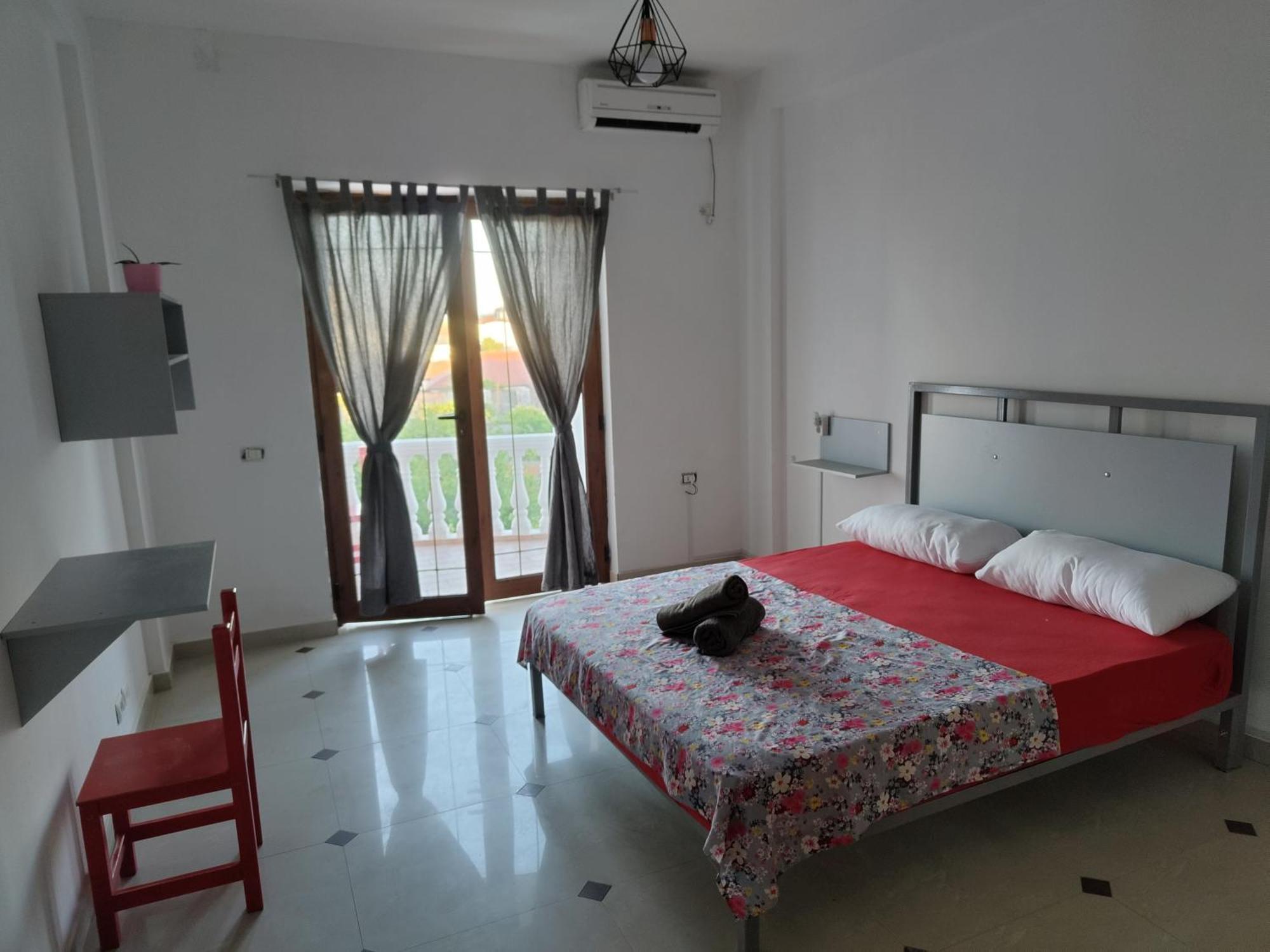 Tias Hostel Shkodër Exteriér fotografie
